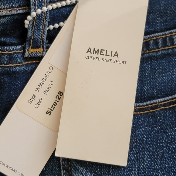 Hudson Amelia Cuffed Knee Shorts - Picture 7 of 11